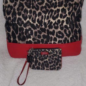 Coach Tote and matching wristlet / wallet